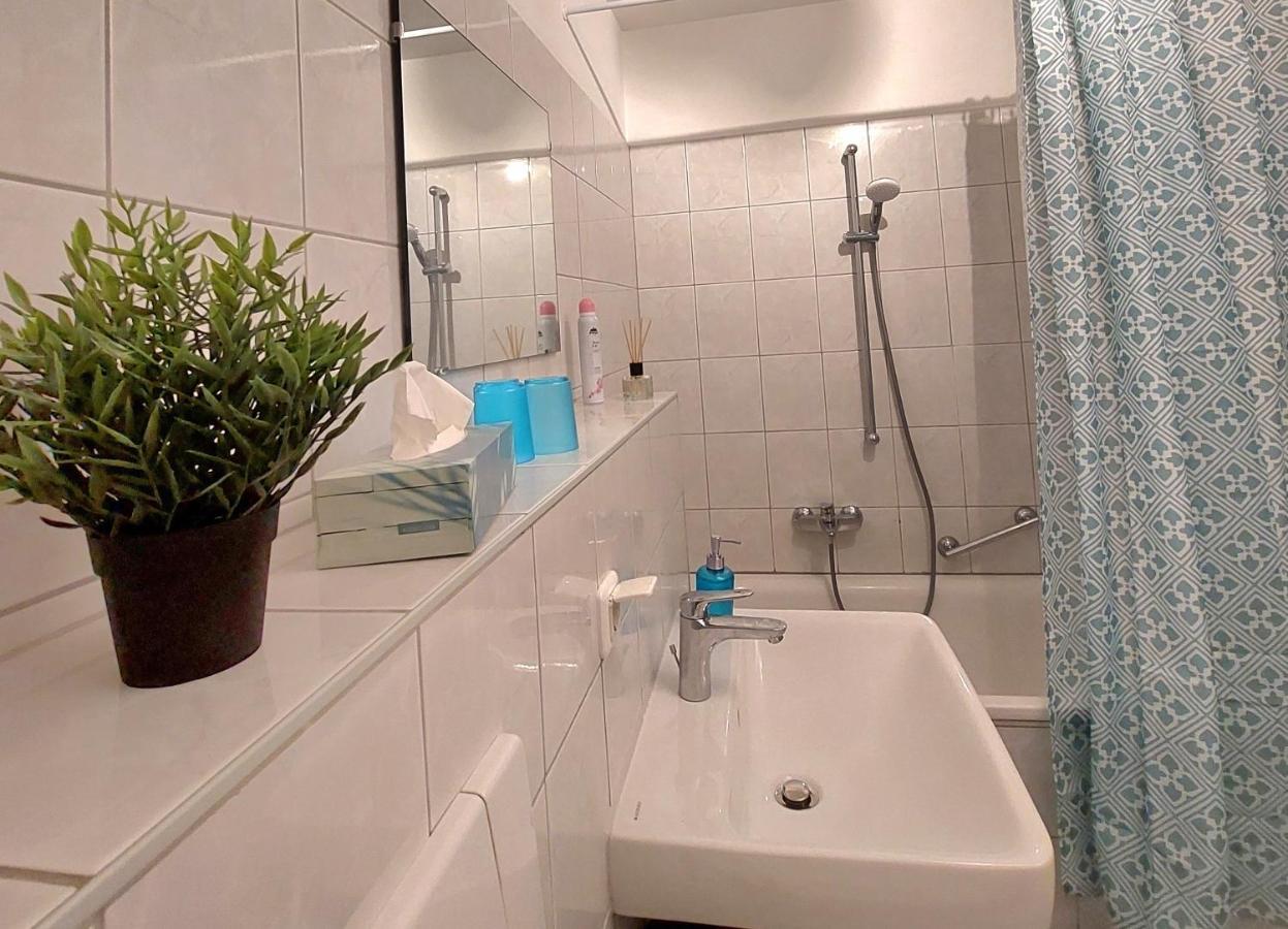 Moderne Wohnung Mit Vollausstattung In Ruhiger Lage, W-Lan Grossrohrsdorf Экстерьер фото